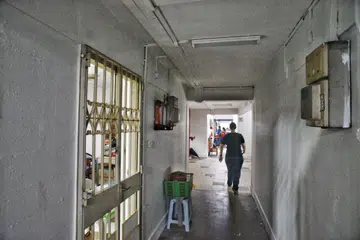 ALU-ALUKAN SOKONGAN: Pemerintah mengalu-alukan sokongan dan sumbangan idea dan sumber dari rakyat serta sektor swasta bagi memartabatkan kehidupan keluarga yang menetap di rumah sewa HDB.