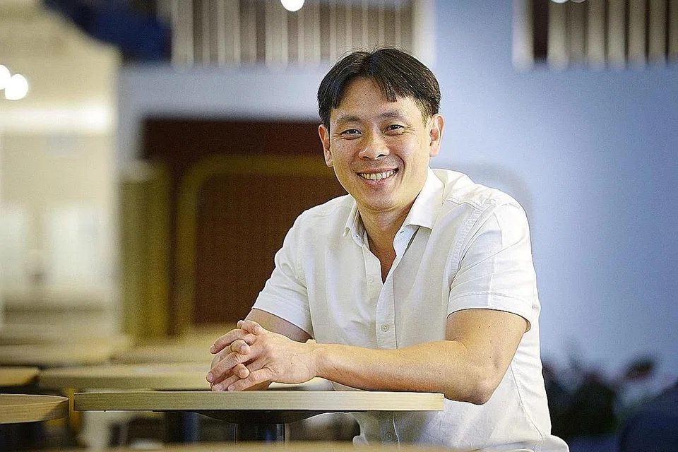 Encik Louis Ng