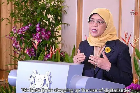 PERANAN WANITA: Presiden Halimah berkata wanita boleh memainkan peranan penting dalam membangunkan pemulihan yang berdaya tahan, mampan dan inklusif dalam dunia pasca Covid-19. - Foto ISTANA