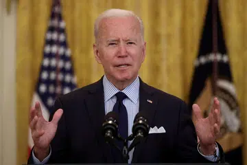 PRESIDEN BIDEN: Agensi perisikan harus melipatgandakan usaha mengumpulkan dan menganalisis maklumat yang boleh membuat kesimpulan yang pasti.- Foto REUTERS