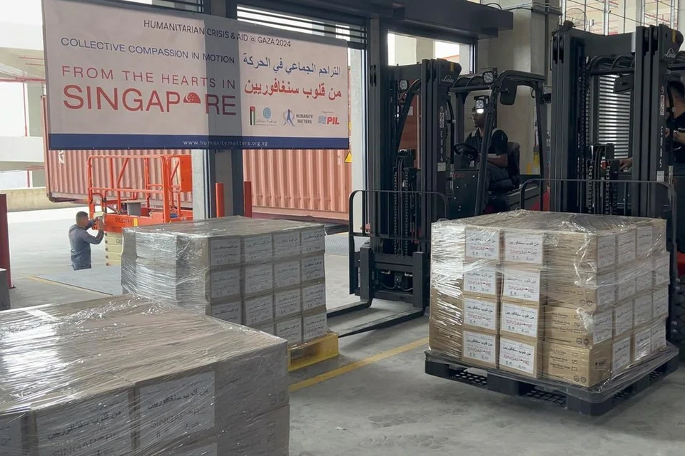 Bekalan bernilai sekitar AS$100,000 ($136,000) mengandungi bahan makanan dan bahan keperluan kesihatan, bekalan penghidratan serta bahan pembersihan.