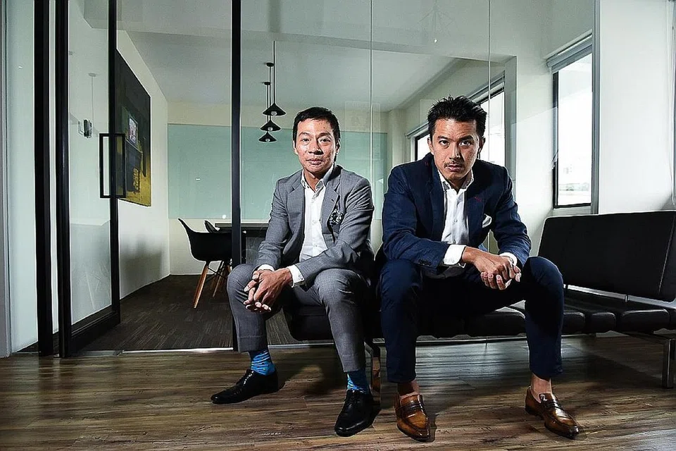 BAKAL MILIK KELBA EPL: Terence Loh dan Nelson Loh adalah pengasas bersama Bellagraph Nova Group yang bernilai sekitar $15.6 bilion. - Foto fail