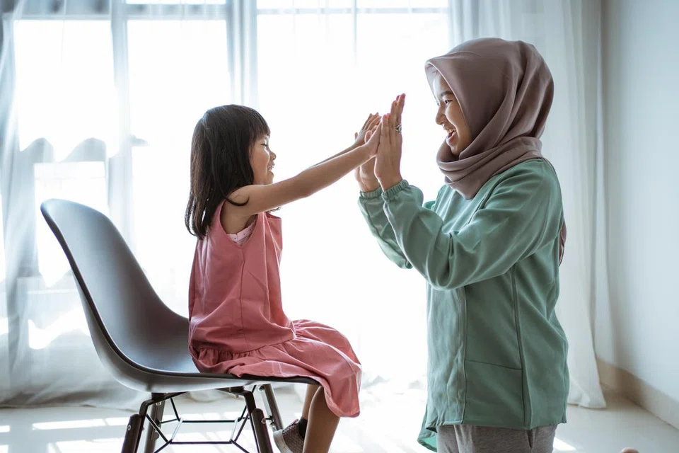 Ibu bapa memainkan peranan besar dalam membentuk anak menjadi insan bertakwa, bermula daripada niat yang baik, doa yang berterusan, dan usaha untuk mendidik anak itu sejak awal kelahirannya.