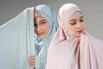 Siti Khadijah adalah jenama pakaian yang menggabungkan keselesaan, kesopanan dan gaya, menjadikannya pilihan tepat untuk Ramadan.