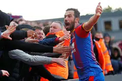 DIRAI PEMINAT: Luka Milivojevic menjadi wira Crystal Palace selepas menjaringkan dua penalti bagi mengikat Arsenal dengan keputusan 2-2. - Foto REUTERS