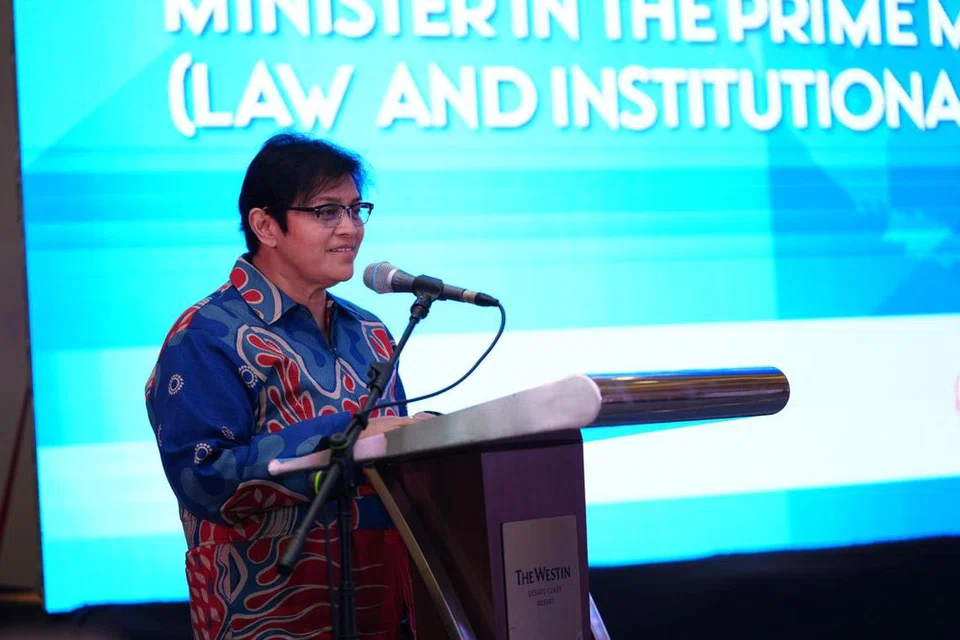Malaysia, Parlimen, Tribunal Anti-Buli, Azalina Othman Said