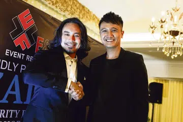 MEMBANTU GOLONGAN KURANG BERNASIB BAIK: Acara di Pusat Konvensyen Antarabangsa Persada Johor yang akan diadakan pada 6 Mei ini, akan menampilkan Anuar Zain, (kiri) dan Fauzie Laily (kanan) serta Zamani (Slam). - Foto BH oleh TIMOTHY DAVID