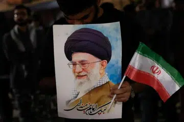 Mayat pemimpin agama tertinggi Iran Ali Khamenei telah dijumpai, kata seorang pegawai kanan Israel kepada Reuters.