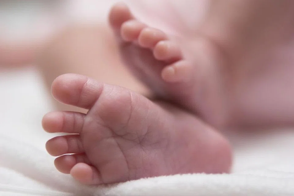 Mayat bayi yang ditanam oleh ibunya hanya terbongkar hampir setahun selepas kelahirannya pada April 2022 selepas wanita itu mengaku apa yang dilakukan. 