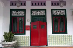 Pintu.