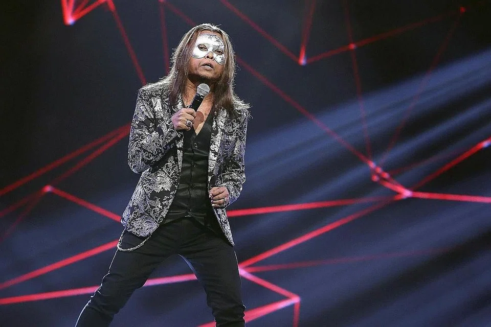 BANDI AMUK: Ada warganet yang berharap Bandi lebih 'sporting' ketika menerima ulasan Datuk Ramli MS yang menyifatkan suaranya kedengaran sumbang ketika menyanyikan lagu Iklim, 'Satu Kesan Abadi'. - Foto ASTRO