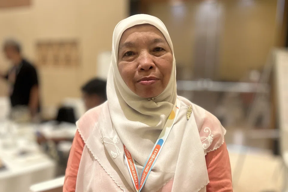 Pengarah De Hayat Travel & Services Pte Ltd, Cik Hamimah Sulaiman, berkata Johor perlu mewujudkan lebih banyak kegiatan supaya warga Singapura mempunyai sebab untuk bermalam dan bukan sekadar datang beberapa jam sebelum pulang.