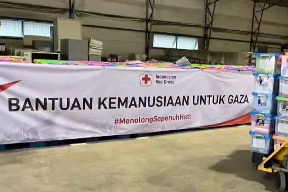 SIAP SEDIA: Palang Merah Indonesia (PMI) bersedia menghantar bantuan segera kepada penduduk Gaza, dalam bentuk peralatan perubatan bernilai 2.9 bilion rupiah ($250,000) dengan kerjasama Kementerian Luar Indonesia. 