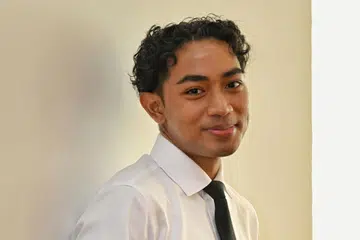 Singapura, Muhammad Noor Isaac Rafinyi, Universiti Oxford, biasiswa, Lembaga Perpustakaan Negara, NLB