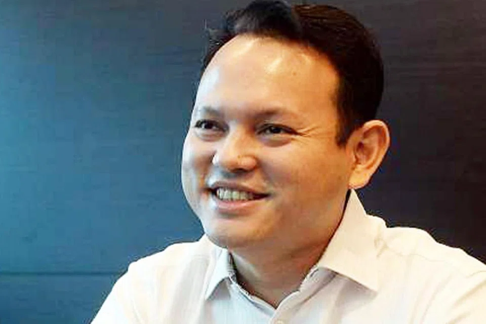 "Kami akan lihat lebih banyak kawasan yang akan anjurkan kursus KMM apabila ia diperluas. Buat masa ini, kami gunakan tenaga pengajar yang sedia ada. Tapi pada masa akan datang, kami akan menambah jumlah tenaga pengajar." - Menteri Negara (Tenaga Manusia merangkap Pembangunan Negara), Encik Zaqy Mohamad.