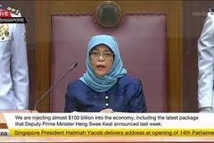 PENGGAL BARU PEMERINTAH: Presiden Halimah Yacob menyampaikan ucapan yang membentangkan keutamaan dan dasar pemerintah bagi penggal baru. - Foto GOV.SG