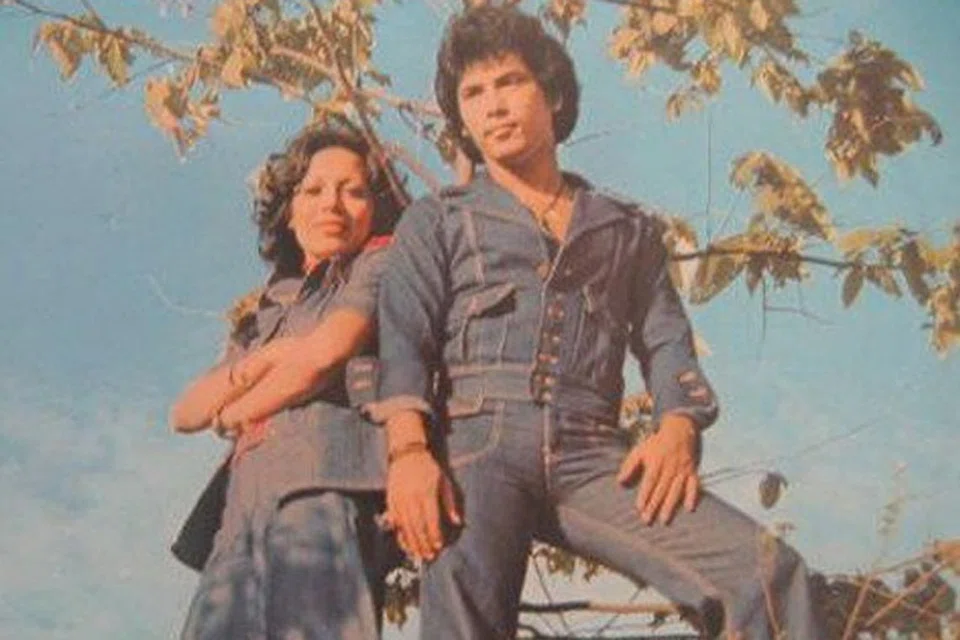 UJI & HAIL: Tiada tandingannya daripada segi keserasian duet lagu cinta yang menusuk di sanubari. - Foto EMI