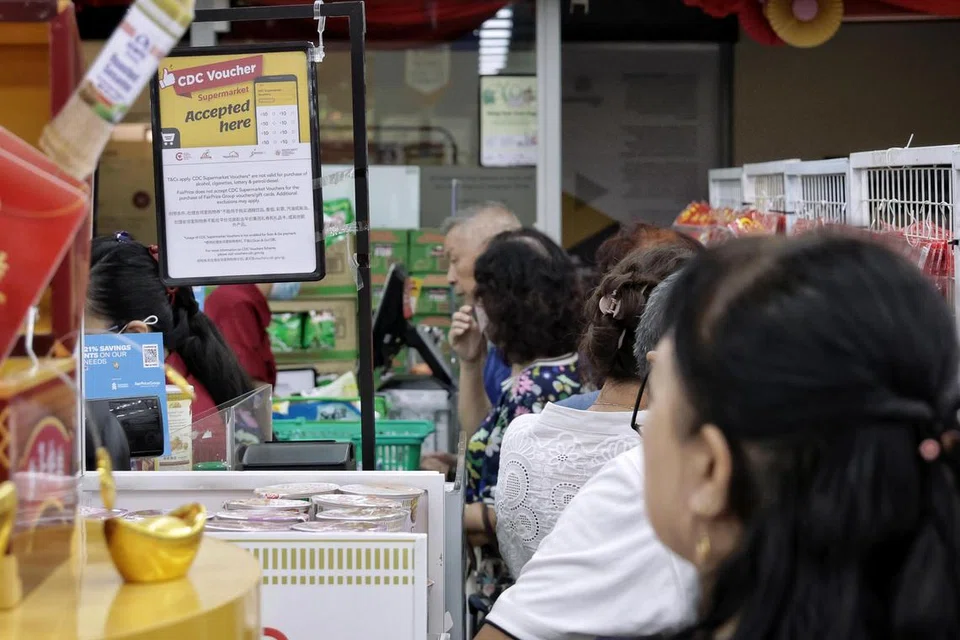 Sebanyak $156 juta daripada $255 juta baucar CDC yang dibelanjakan telah digunakan di pasar raya yang mengambil bahagian. 