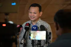 Pemangku Menteri Bertanggungjawab bagi Ehwal Masyarakat Islam, Encik Zaqy Mohamad. bercakap kepada media  di luar sambutan ulang tahun ke-85 SKML yang diadakan di D’Marquee, Downtown East, pada 12 September.