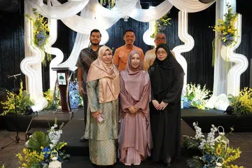 Dr Wan Rizal Wan Zakariah, De Hall, Pertapis 