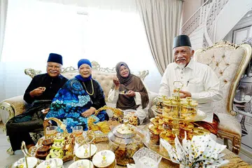Raya dulu dan sekarang, Nadiputra, Som Said, adab Lebaran