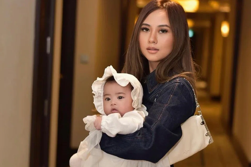 Intan Najuwa, pelakon, media sosial