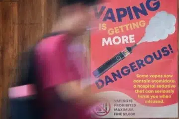 Sekitar 77 peratus kes melibatkan pelawat jangka pendek, dengan baki 23 peratus adalah penduduk Singapura, kata Penguasa Imigresen dan Pusat Pemeriksaan.