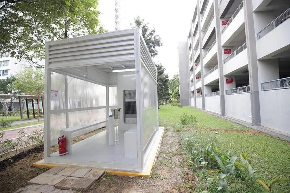 Kabin merokok yang dilancarkan pada Rabu (30 Jun) terletak di Clementi Avenue 4.