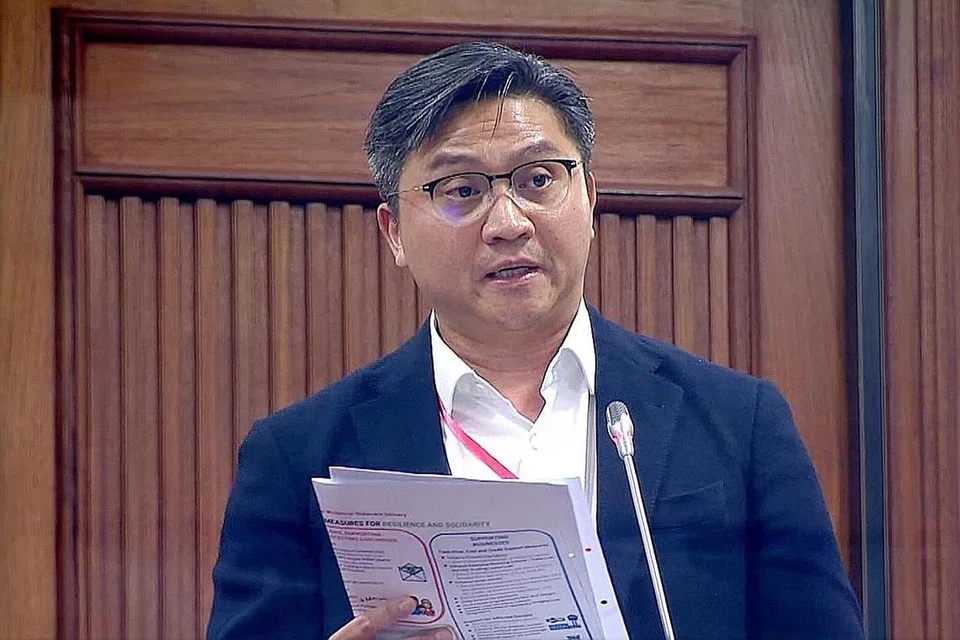 Naib Presiden Eksekutif merangkap Ketua Kajian Forex Pasaran Global Maybank Group, Encik Saktiandi Supaat