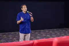 Menteri Negara Kanan (Penerangan dan Pembangunan Digital merangkap Pembangunan Negara), Encik Tan Kiat How, menekankan tentang kepentingan terjemahan dalam melangkaui hambatan bahasa dan membenarkan kita berhubung dengan budaya berbeza.