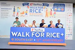 WALK FOR RICE+: (Dari kiri) Kumpulan Pengarah Persatuan Rakyat Encik Kia Siang Wei; Penasihat GRO Mountbatten, Encik Lim Biow Chua; Speaker Parlimen dan Penasihat GRC Marine Parade, Encik Seah Kian Peng; Mayor South East, Encik Fahmi Aliman; pengerusi Yayasan NTUC FairPrice, Encik Kee Teck Koon dan  Kumpulan CEO Kumpulan FairPrice, Encik Vipul Chawla, Group CEO, FairPrice Group telah melancarkan projek kemasyarakatan gaya hidup sihat.