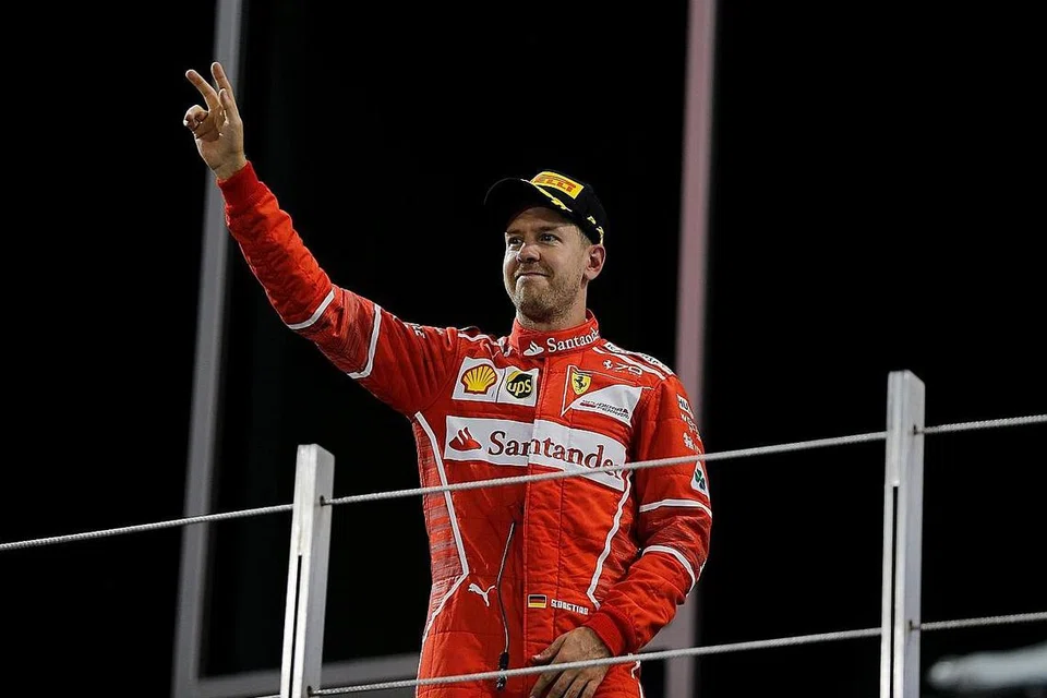 AZAM MUNCUL JUARA: Pemandu Ferrari, Sebastian Vettel, sudah tentu akan berusaha menamatkan monopoli kecemerlangan Mercedes apabila musim baru F1 bermula di Australia hujung minggu ini. - Foto REUTERS 