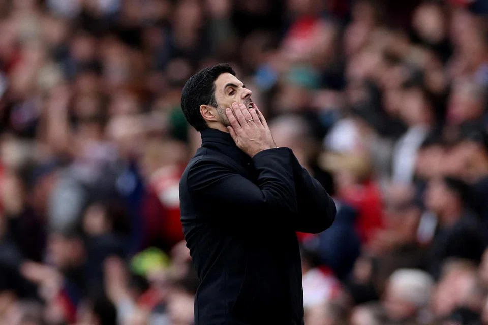 Pengurus Arsenal, Mikel Arteta, berkata anak buahnya sekarang tiada pilihan kecuali bangkit semula jika mahu menjadi juara liga.