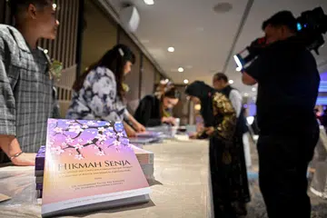 Persatuan Karyawan Penjagaan Kesihatan Islam (MHPA) melancarkan buku ‘Hikmah Senja’ yang memberi panduan tentang penuaan daripada perspektif perubatan dan agama.