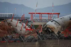 Nahas pesawat Jeju Air pada Disember 2024 mengorbankan semua kecuali dua daripada 181 penumpang dan kru, menjadikannya bencana udara paling buruk di Korea Selatan.
