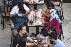 Foto hiasan oleh DESMOND WEE