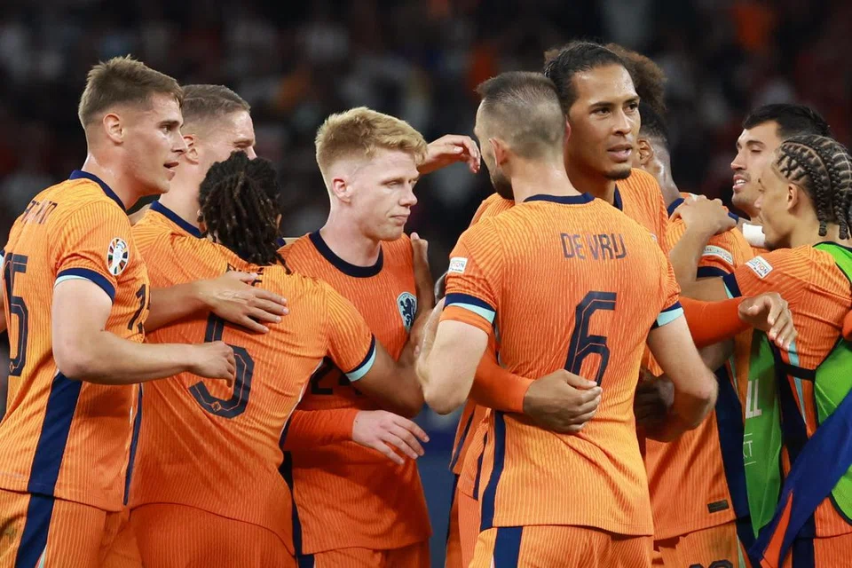 Pemain Belanda meraikan kemenangan mereka ke atas Turkey dalam perlawanan suku akhir Euro 2024 di Berlin, Jerman, pada 6 Julai.
