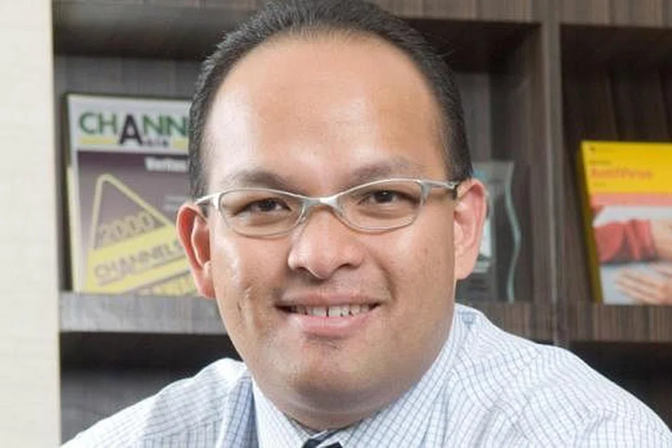 ENCIK EFFENDY IBRAHIM