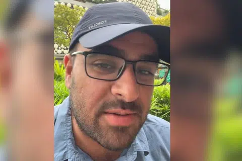 SUKAR FAHAM: Encik ‘Jack’ berkata bahasa Singlish yang sering digunakan warga Singapura sukar untuk difahami.