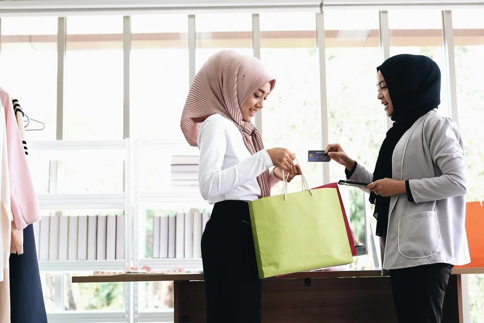 Falsafah perniagaan dalam Islam berteraskan keadilan, kepercayaan dan kewibawaan. 