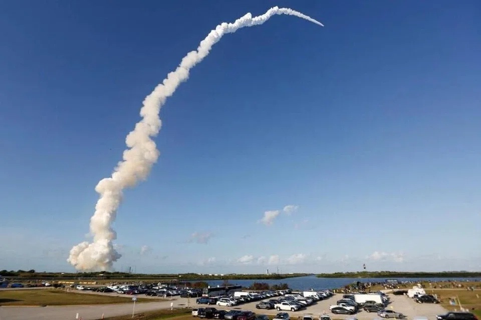 Artemis II telah dilancarkan dari Pusat Angkasa Kennedy Pentadbiran Aeronautik dan Angkasa Kebangsaan (Nasa) di Florida, menggunakan roket Sistem Pelancaran Angkasa — roket paling berkuasa yang pernah digunakan oleh Nasa.