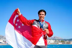 Atlet luncur lelayang Singapura, Maximilian Maeder, adalah salah satu daripada empat calon untuk anugerah Pelayar Lelaki Muda Terbaik Dunia. 