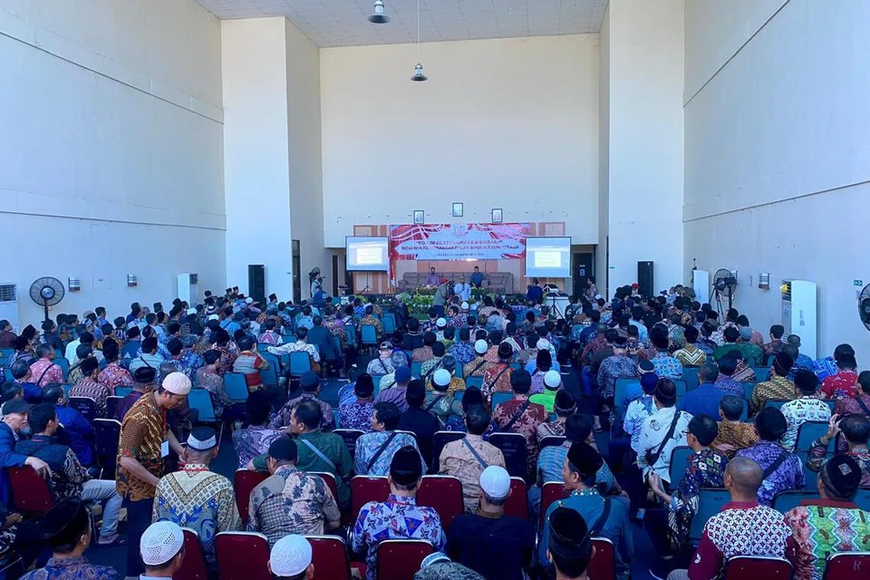 Perhimpunan bekas anggota Jemaah Islamiyah di Bekasi menyeru bekas pengikut menyertai kemajuan ekonomi negara dan memohon maaf atas kesilapan lalu serta mengajak kepada perdamaian.