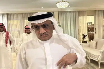 Duta Besar Arab Saudi ke Indonesia, Faisal Abdullah Al Amoudi, bercakap kepada media di kediamannya di Jakarta pada 13 Julai 2026. Beliau memberi jaminan bahawa keadaan keselamatan di Arab Saudi kekal stabil dan selamat untuk jemaah haji serta umrah, walaupun ketegangan antara Amerika Syarikat dan Iran semakin memuncak. Menurutnya, penerbangan antara Indonesia dan Arab Saudi, termasuk lima penerbangan terus Saudia setiap hari, masih beroperasi seperti biasa