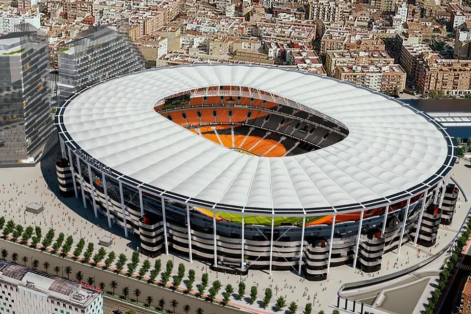 Lakaran artis stadium baru Valencia, Nou Mestalla, yang dijangka dibuka pada 2027. Stadium dengan kapasiti 70,044 tempat duduk itu bakal menjadi stadium keempat terbesar di Sepanyol.
