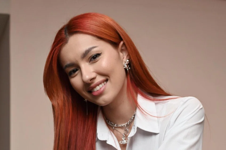 Kes antara pelakon Malaysia, Amelia Thripura Henderson, dengan penulis skrip drama ‘Sekali Lagi Cinta Kembali’, Haironizam Mohd Idris akan dibawa ke mahkamah selepas percubaan pengantaraan antara dua pihak gagal. Perbicaraan kes akan berlangsung pada Februari 2025.
