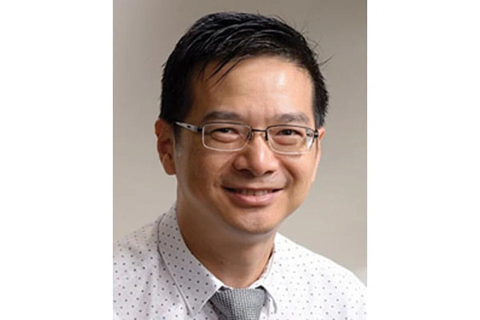 PROFESOR ONG: Pesakit kelecuran lebih muda mempunyai peluang lebih tinggi untuk hidup kerana mereka mempunyai lebih kurang ko-morbiditi seperti penyakit jantung atau kencing manis. - Foto SGH