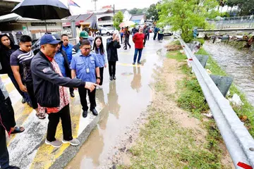 Johor, Jawatankuasa, tebatan