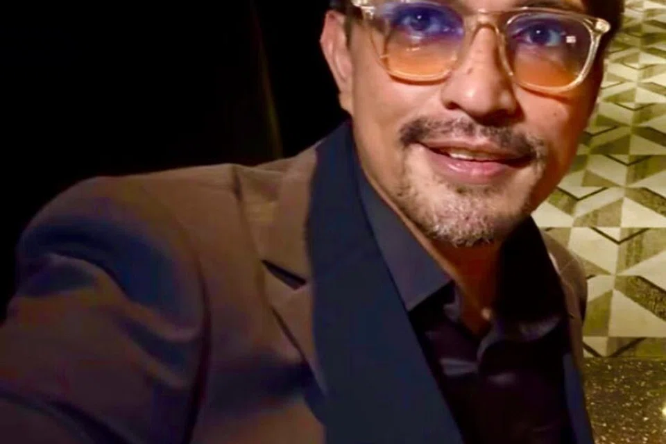 Datuk Adi Putra merasakan trend menghasilkan filem kepahlawanan seperti ‘Mat Kilau: Kebangkitan Pahlawan’ ( gambar sisipan) harus diteruskan kerana ia bukan sahaja menonjolkan bangsa tetapi ia juga baik dalam mengetengahkan aspek penting atau nilai dari segi agama dan budaya buat renungan masyarakat berbilang kaum.