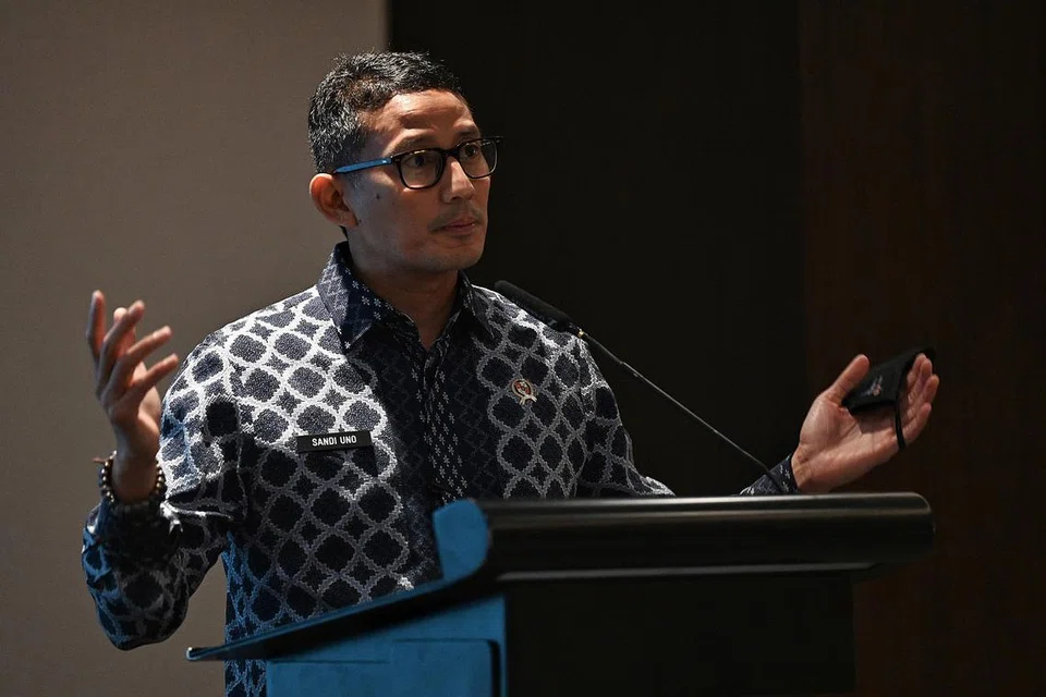 SEMANGAT ASEAN: Menurut Encik Sandiga banyak potensi yang boleh diraih dari pelancongan yang dapat melihat hubungan antara warga dua negara di pertingkat atas semangat Asean. - Foto BH oleh KHALID BABA